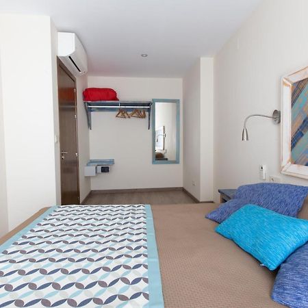 Apartamentos El Gallo Марбелья Экстерьер фото