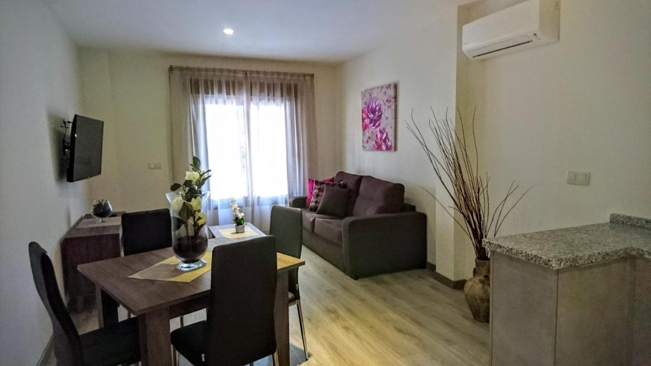 Apartamentos El Gallo Марбелья Экстерьер фото