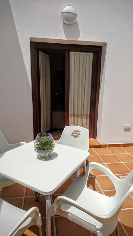 Apartamentos El Gallo Марбелья Экстерьер фото
